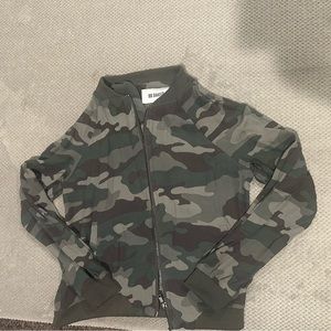 Women’s BB Dakota can’t see me size XS light weight bomber jacket